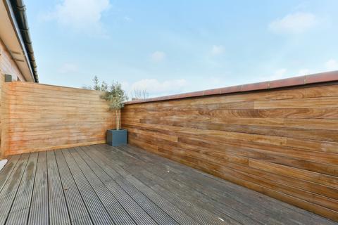 undefined, Elm Avenue, Ealing, London, W5