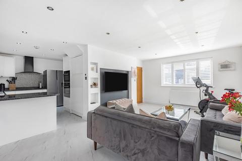 119 Bourne Vale, Bromley, BR2 7NY