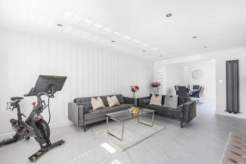 119 Bourne Vale, Bromley, BR2 7NY