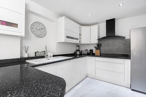 119 Bourne Vale, Bromley, BR2 7NY