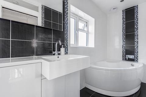119 Bourne Vale, Bromley, BR2 7NY