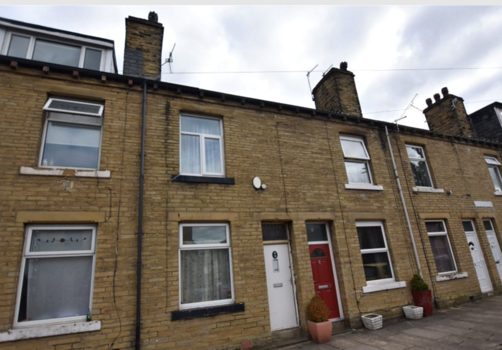 Brompton Road, Bradford, West... 3 bed terraced house £19,000