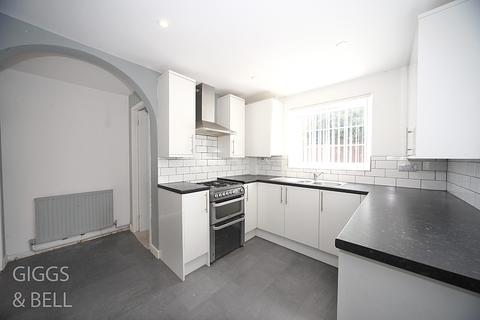 15 Felton Close, Luton, LU2 9TD