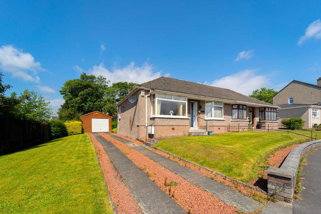 Kinloch Road, Renfrew 3 bed semidetached house £190,000