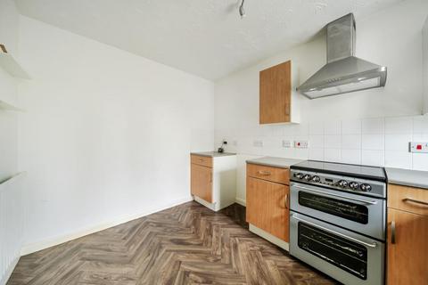 1 bedroom flat to rent, Whitehead Way,  Aylesbury,  HP21