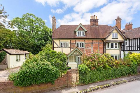 6 bedroom semi-detached house for sale - The Street, Betchworth, Surrey, RH3