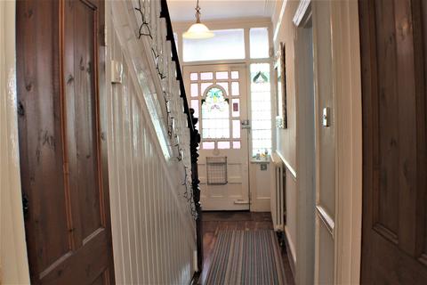 46 Muirkirk Road, London, SE6 1BU