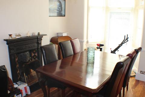 46 Muirkirk Road, London, SE6 1BU
