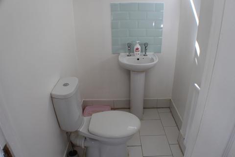 46 Muirkirk Road, London, SE6 1BU