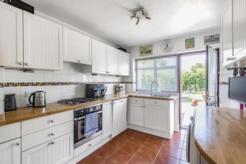 218 Hayes Lane, Bromley, BR2 7LA