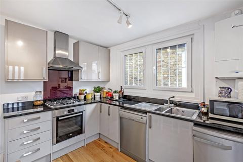2 bedroom flat to rent, Sandmere Road, London, SW4