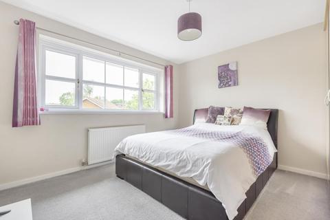 17 Greenbirch Close, Basingstoke, RG22 5JL