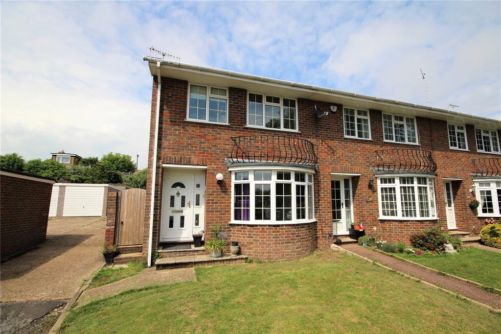 The Moorings, Lancing, West Sussex, BN15 3 bed end of terrace house - £ ...