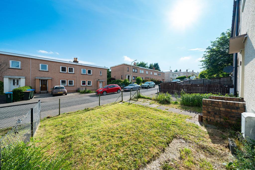 Kingswell Terrace, Perth PH1 3 bed terraced house £85,000