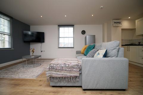 1 bedroom serviced apartment to rent - Bath Easton, High St, Batheaston, Bath