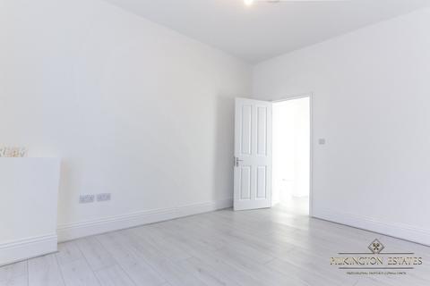 2 bedroom apartment for sale - St. Levan Road, Plymouth, PL2