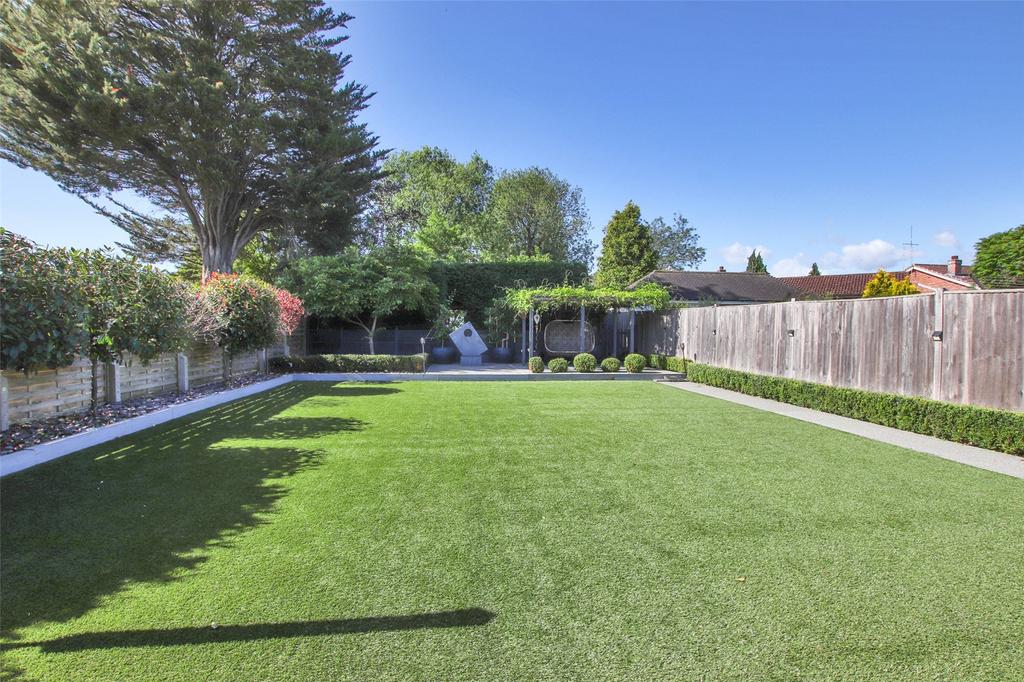 Artificial Lawn