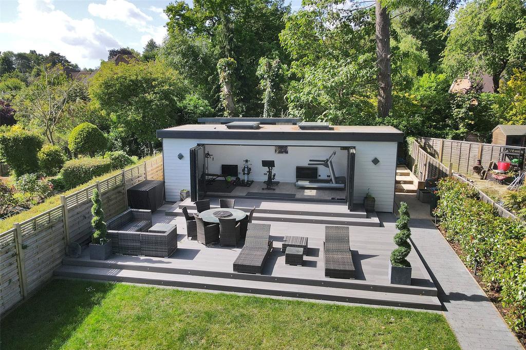 Rear Deck &amp; Gym