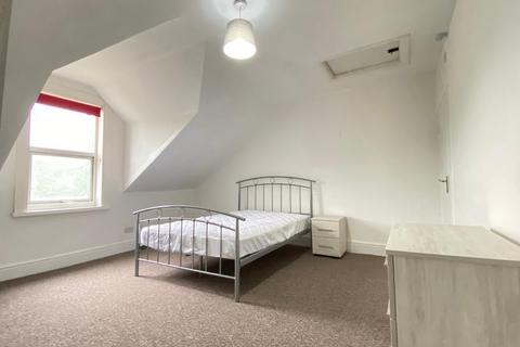 7 bedroom house share to rent, Albany Terrace, Chatham