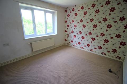 1 bedroom flat to rent, Albion Street, Darwen, BB2