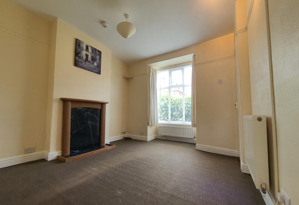 St. Johns Road, Scunthorpe, Lincolnshire 3 bed detached house £150,000