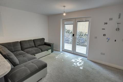 2 bedroom flat to rent, Station View, Skipton, BD23