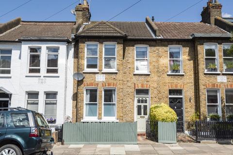 15 Bertal Road, London, SW17 0BX