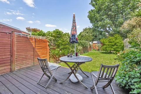 15 Bertal Road, London, SW17 0BX