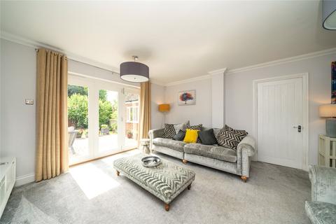 4 bedroom detached house for sale - Sibley Avenue, Harpenden, Hertfordshire