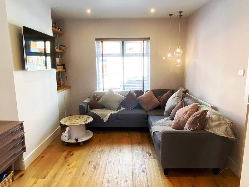 Lounge/dining room