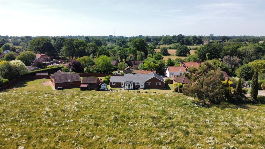 Lower Road, Westerfield, Ipswich... 4 bed bungalow £750,000