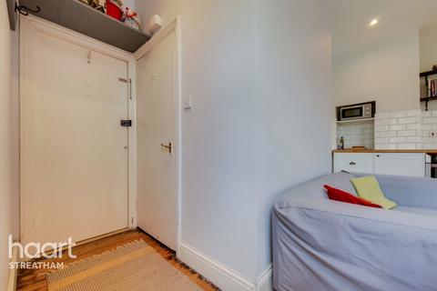 1 bedroom apartment for sale - Ambleside Avenue, London