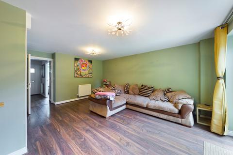 109 Woodvale Kingsway, Quedgeley, Gloucester, GL2 2BU