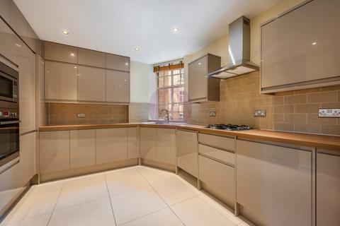 4 bedroom apartment to rent, Clive Court, Maida Vale, London, W9