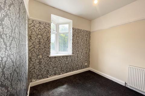 3 bedroom semi-detached house to rent, Knighton Road, Knighton, LE2