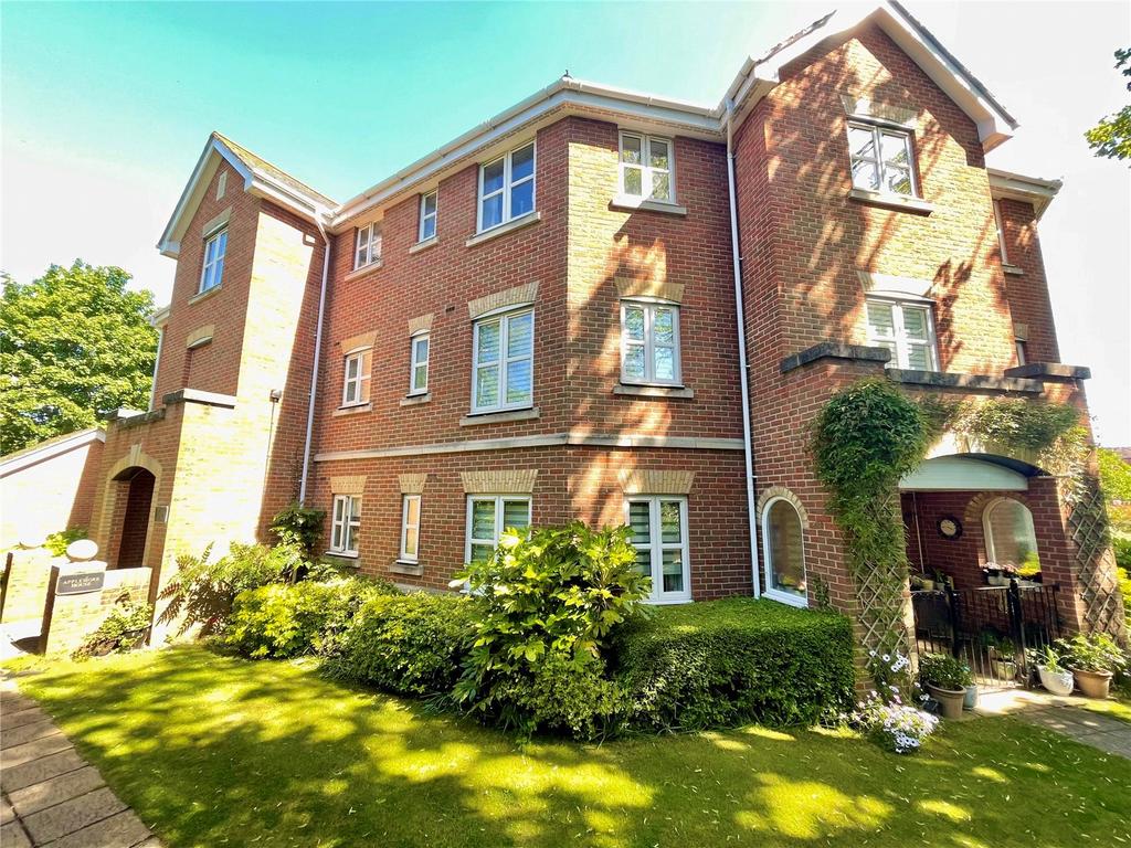 Applemore House, New Street... 3 bed apartment £375,000