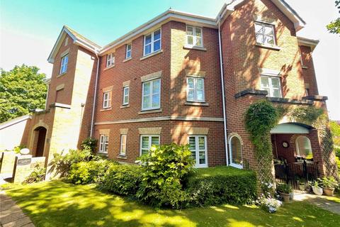 3 bedroom apartment for sale, Applemore House, New Street, Lymington, Hampshire, SO41