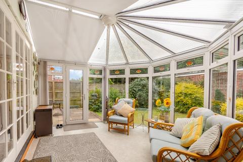 3 Cooper Road, Windlesham, GU20 6EA