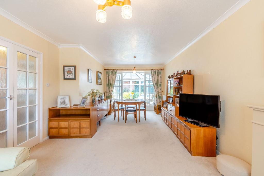 Sitting/Dining Room