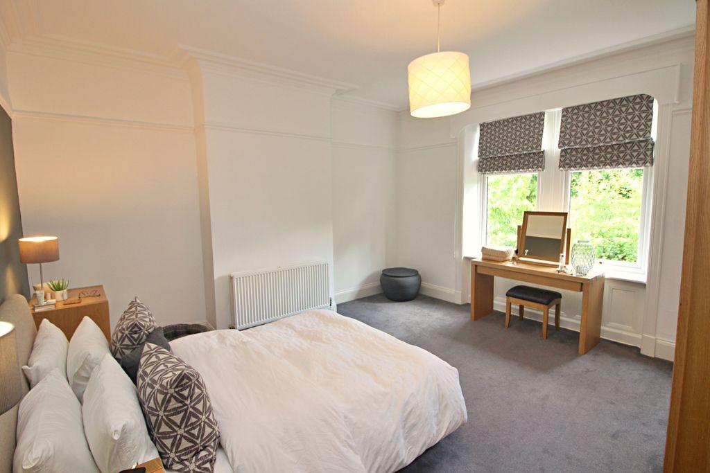 Bedroom 1 (Double)