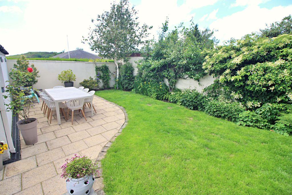 Rear Patio & Garden