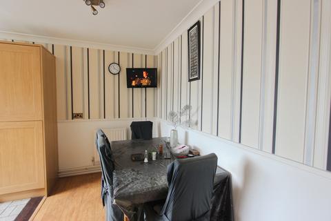 40 Devonshire Road, London, E16 3NB