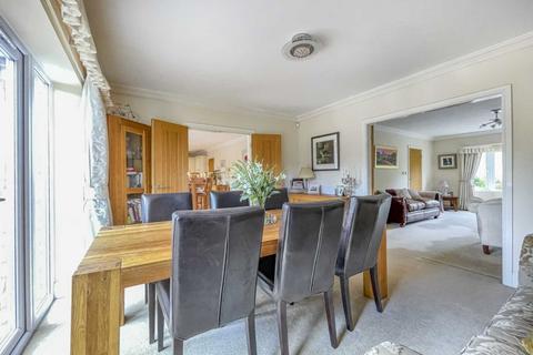 1 Beck View, Birstall, Batley, WF17 9JT