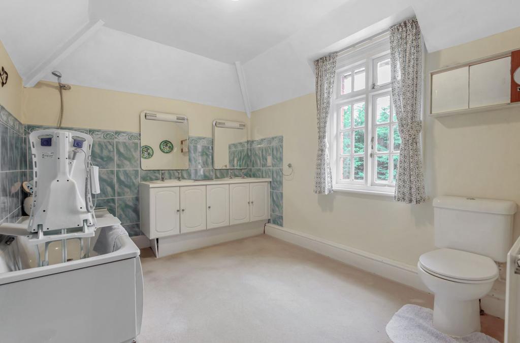 Ensuite