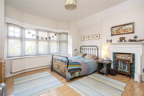 31 Upper Brighton Road, Surbiton, KT6 6QX