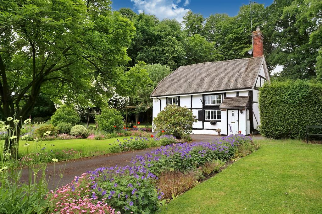 Coundon Green, Coventry, West... 2 bed cottage £575,000