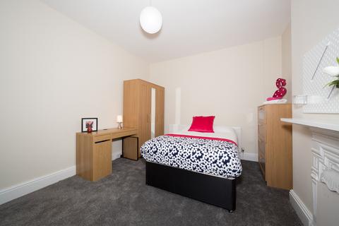 1 bedroom in a house share to rent - 26 Stanmore Road, Burley, Burley, Leeds, LS4 2RU