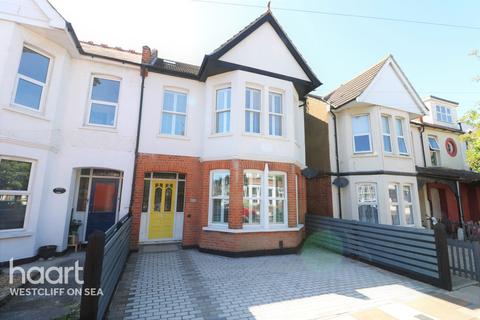 53 Cranley Road, Westcliff-on-sea, SS0 8AJ