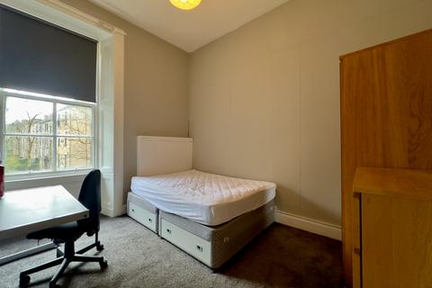 5 bedroom flat to rent, Great Western Road, Kelvinbridge, Glasgow, G12