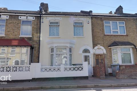 3 bedroom terraced house for sale - Dames Road, London